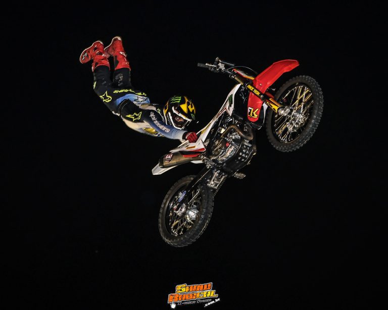 Fred Kyrillos vence a 2ª etapa do Arena Freestyle, em Itaquaquecetuba (SP)