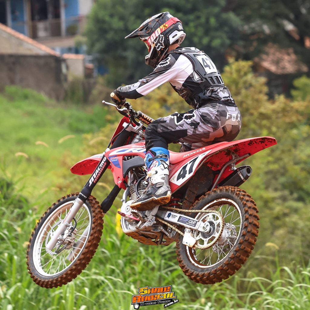 11&ordf; edi&ccedil;&atilde;o do Motocross de Cruz&iacute;lia tem grande presen&ccedil;a de p&uacute;blico e pilotos de alto n&iacute;vel