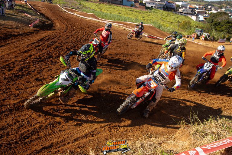 Galeria de fotos do 11º Motocross de Cruzília/MG!