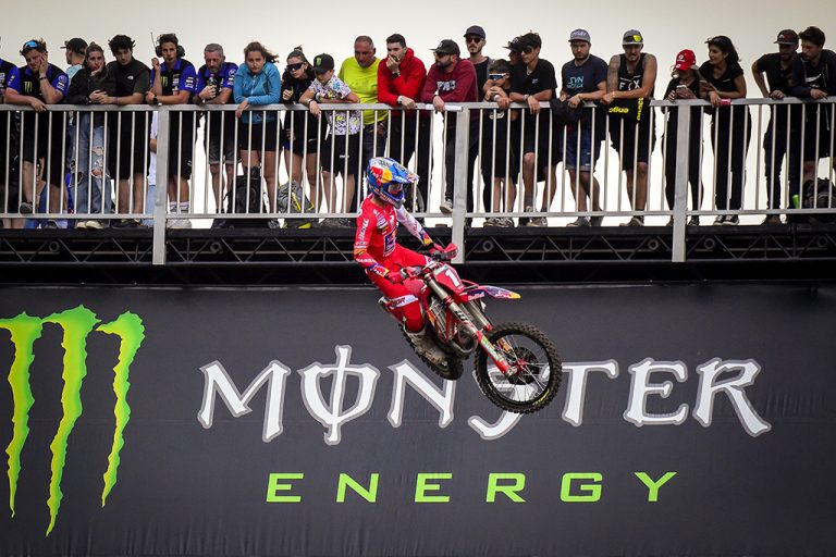 MXGP: Jorge Prado vence e se mantém na liderança do campeonato