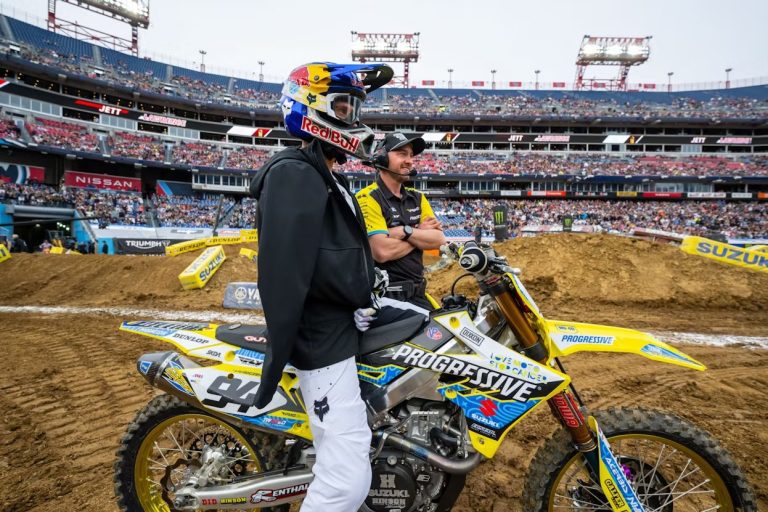 Ken Roczen está fora do restante da temporada 2024 do AMA Supercross
