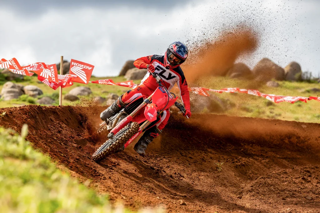 Honda apresenta os novos modelos da linha CRF 2025