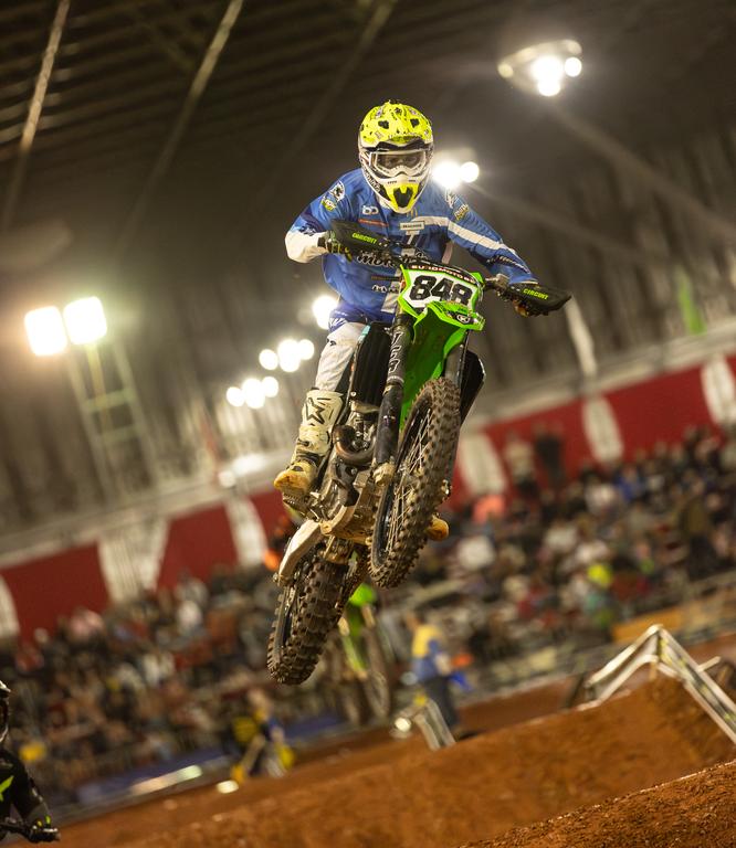 Arena Cross re&uacute;ne pilotos de 7 pa&iacute;ses na temporada 2024