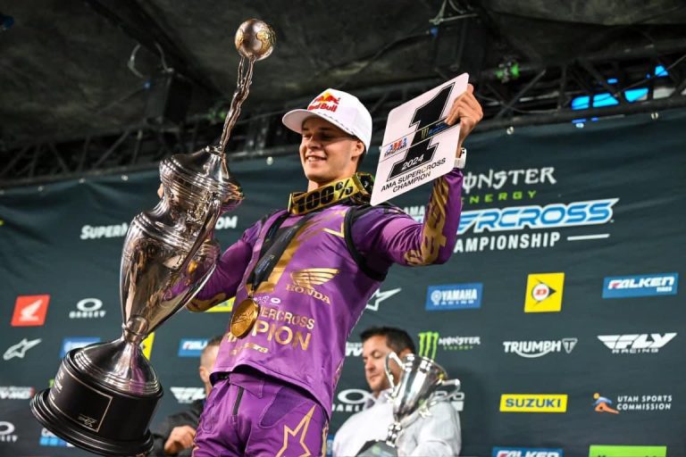 AMA SX: Jett Lawrence conquista o bicampeonato para a Honda na 450! Confira os resultados completos e assista às corridas