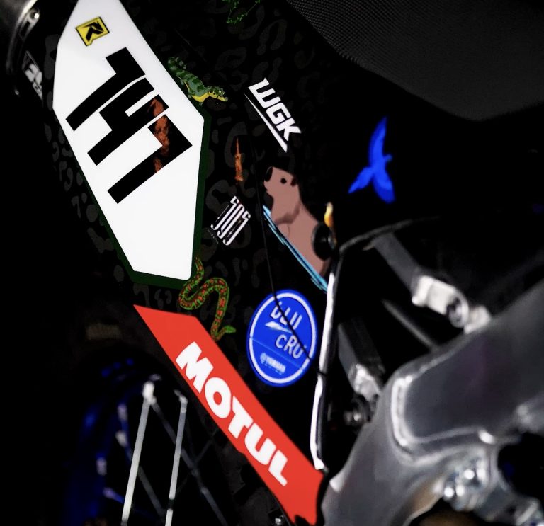 Com gráficos relacionados a defesa do Pantanal, 595 bLU cRU Racing chega à Campo Grande/MS para a 3ª etapa do Brasileiro de Motocross