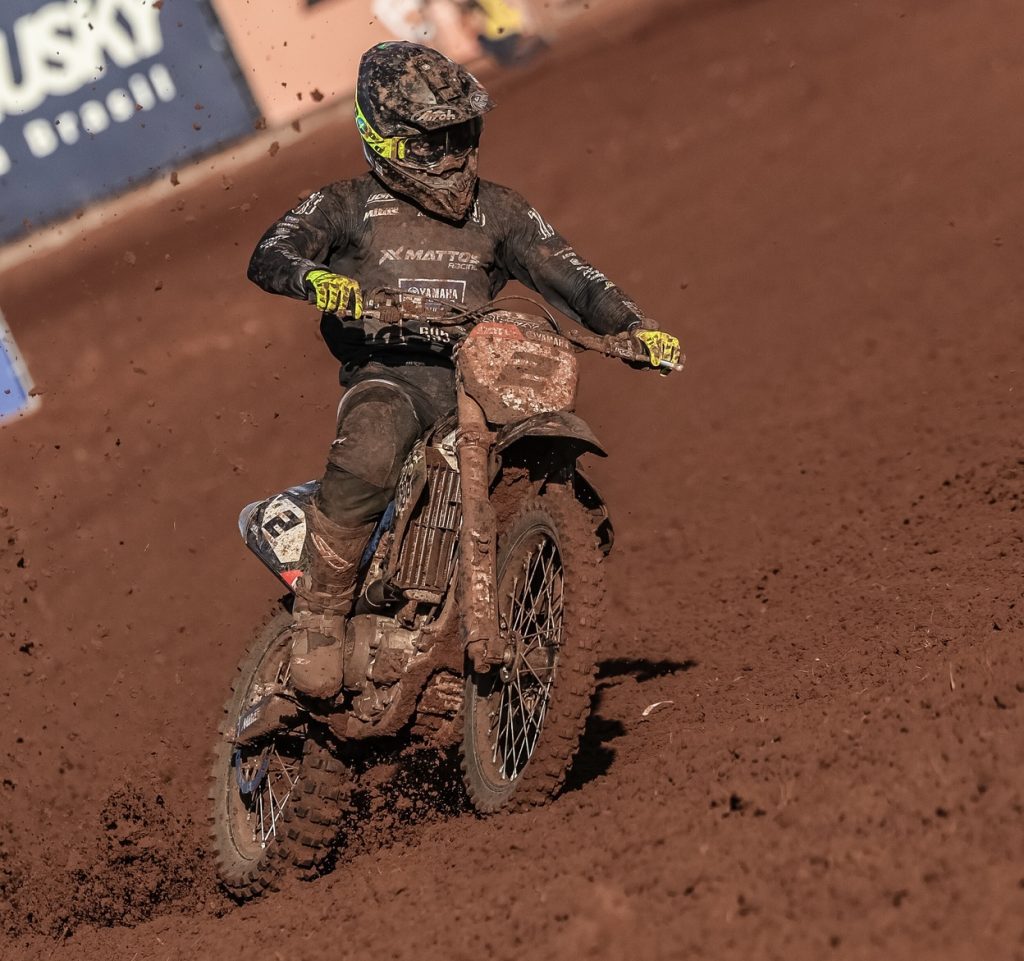 Em busca da vit&oacute;ria, 595 bLU cRU Racing disputa a 4&ordf; etapa do Brasileiro de Motocross, em Palmas/TO