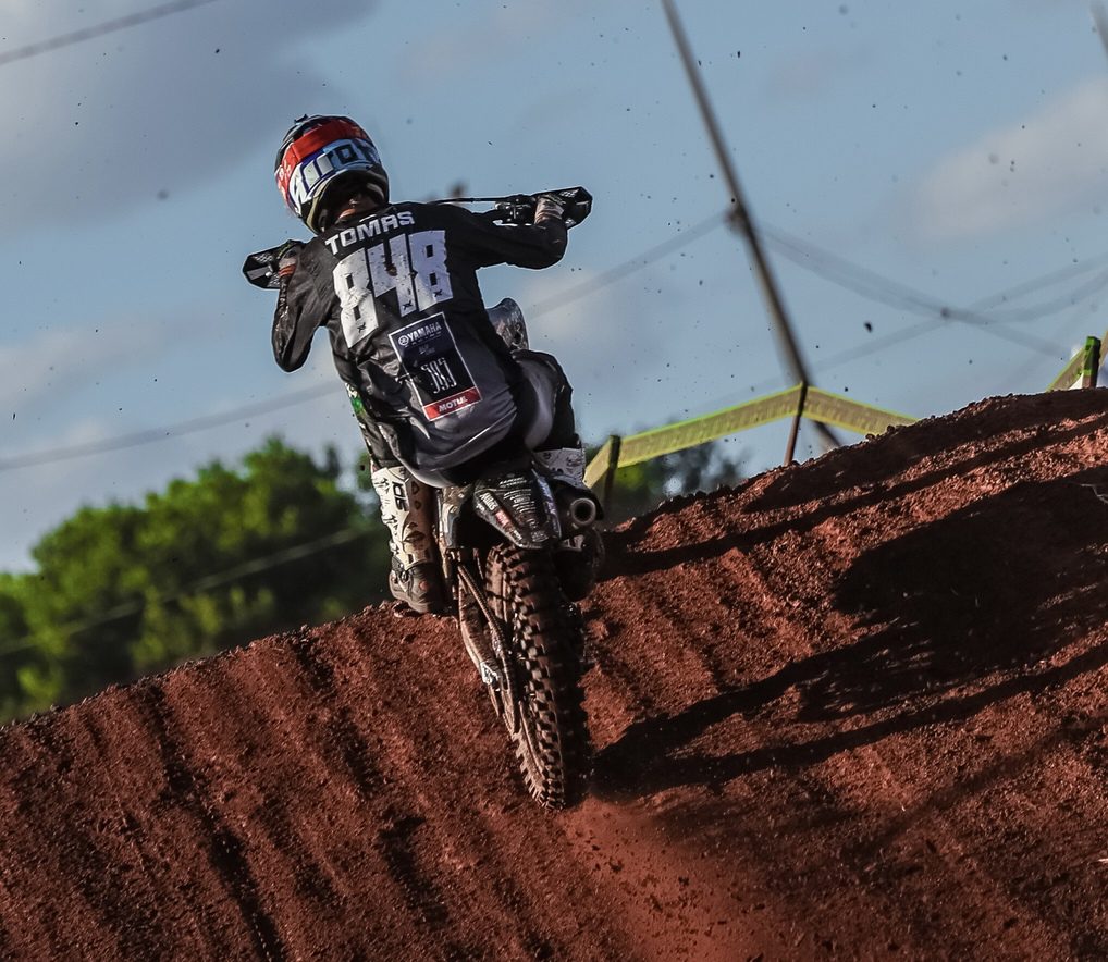 Em busca da vit&oacute;ria, 595 bLU cRU Racing disputa a 4&ordf; etapa do Brasileiro de Motocross, em Palmas/TO