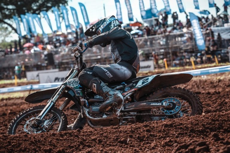 BRMX: 595 bLU cRU Racing supera etapa desafiadora em Campo Grande/MS