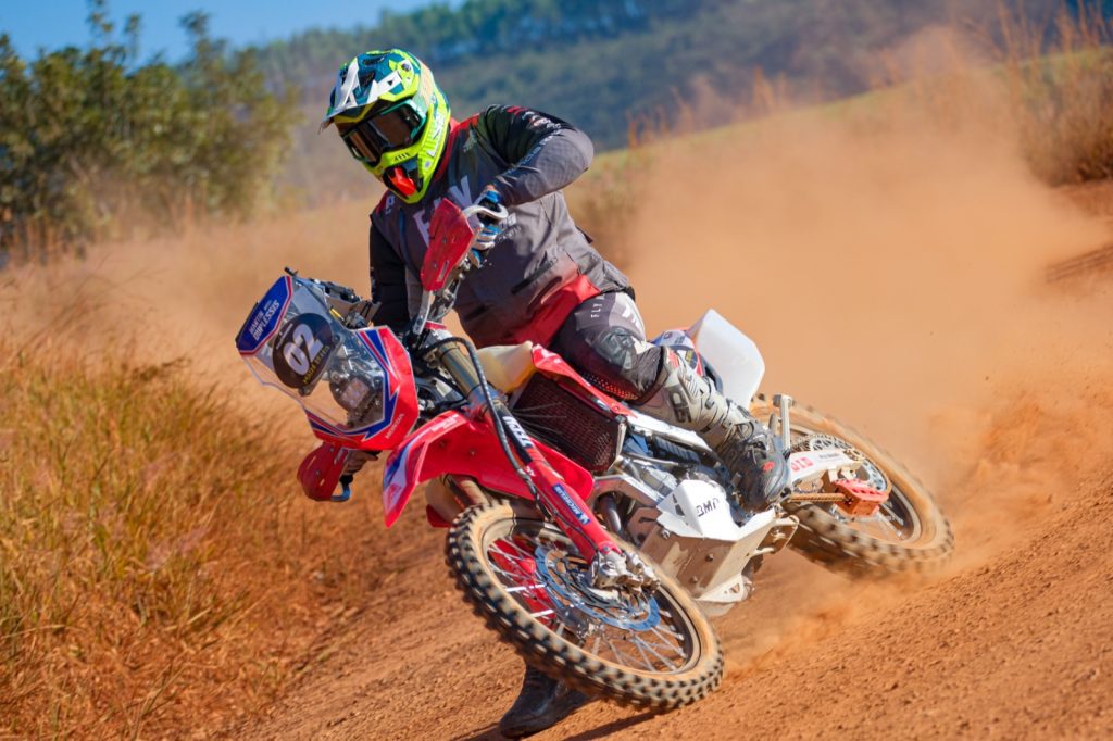 Mason Klein vence segundo dia de disputas do Rally Minas Brasil 2024