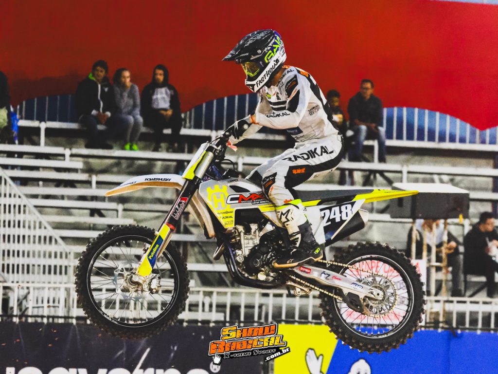 CMX Latam comenta sobre a estreia positiva no Arena Cross