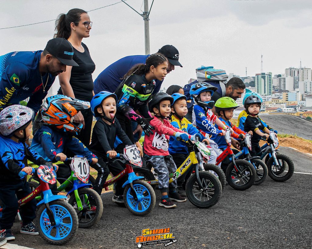 Com cerca de 130 inscritos, Campeonato Mineiro de BMX &eacute; sucesso em Varginha/MG