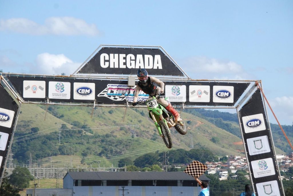 Boas disputas movimentam a 4&ordf; etapa do Capixaba de Motocross, em Jo&atilde;o Neiva/ES
