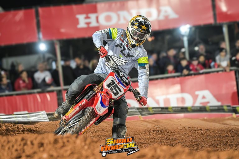 Assista ao VLOG feito pelo Dean Wilson no Arena Cross Brasil