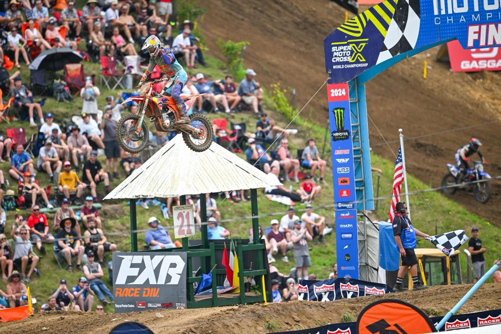 AMA MX: Chase Sexton e Levi Kitchen dominam o s&aacute;bado em Spring Creek. Confira os v&iacute;deos e resultados das baterias