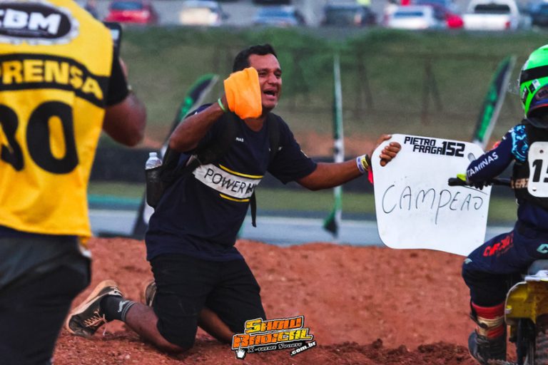 DO PIT AO PÓDIO: Pais no “Pit lane” e filhos nas pistas. Conheça algumas parcerias de sucesso no motocross nacional