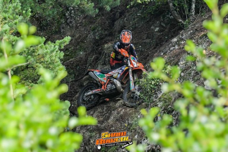 LIVE: Terceiro dia de provas oficiais no Red Bull Romaniacs 2024