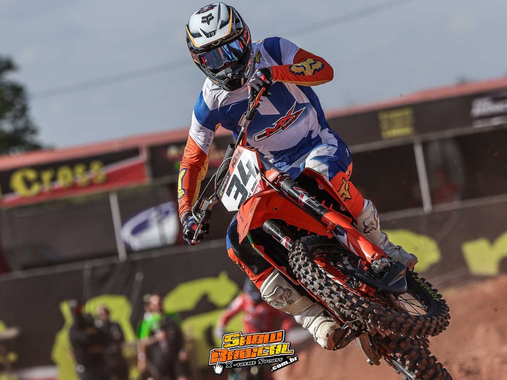 Entrevista com o piloto Lucas Dunka #34 da KTM Racing ap&oacute;s o grande feito no Arena Cross Brasil