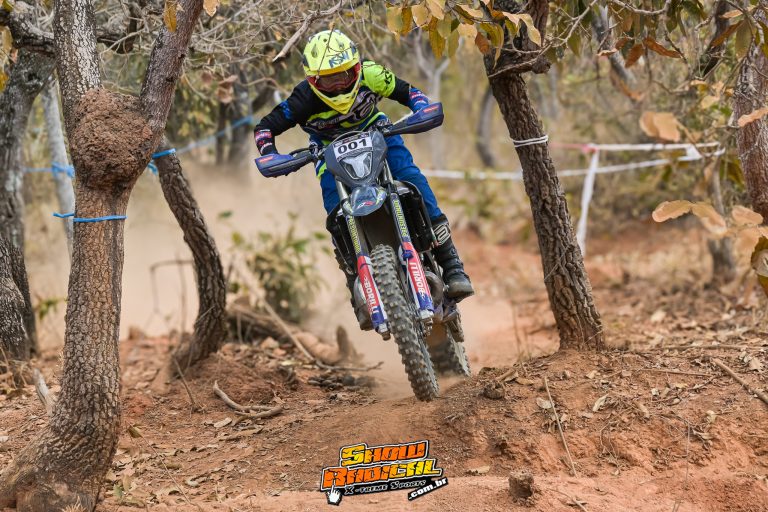 3º etapa do Desafio Extreme de Enduro agita Sete Lagoas MG