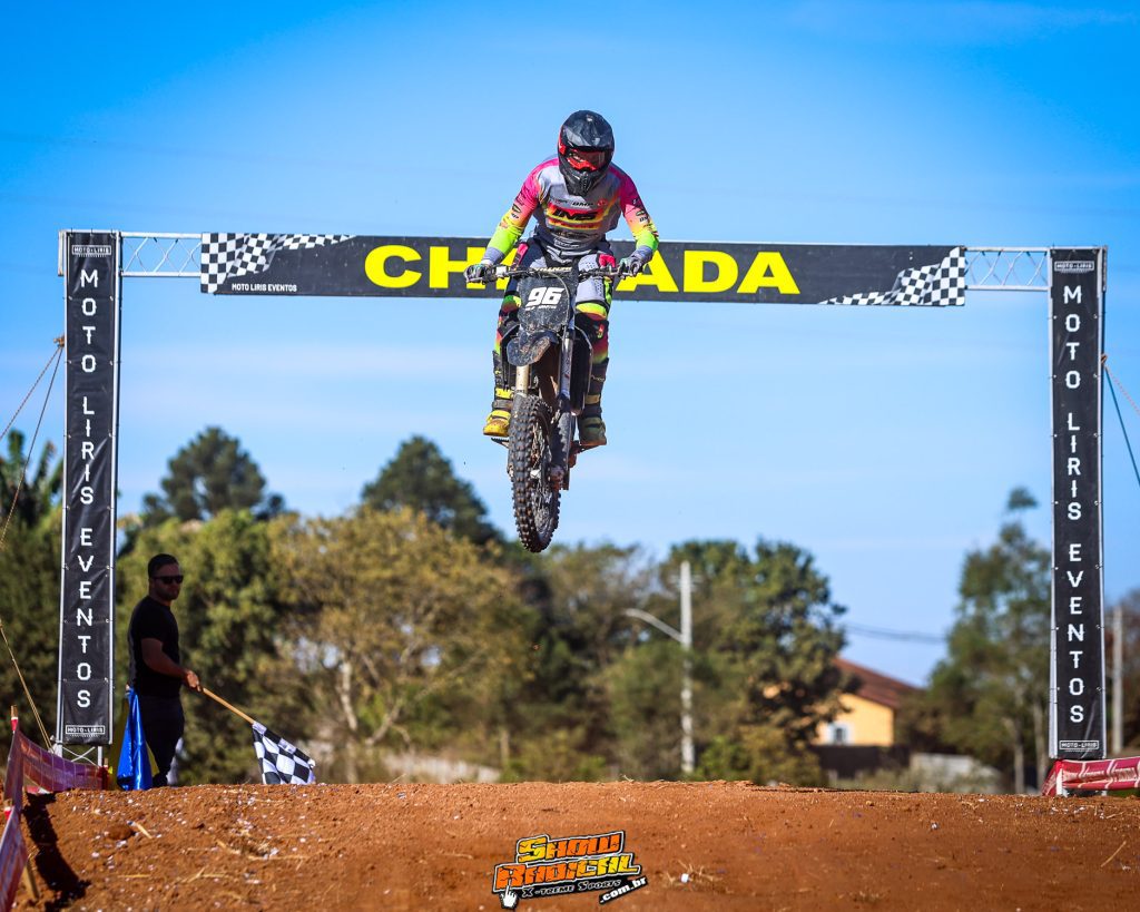 Motocross de Minduri/MG 2024 resgata as emo&ccedil;&otilde;es do off road na cidade sul-mineira com disputas eletrizantes