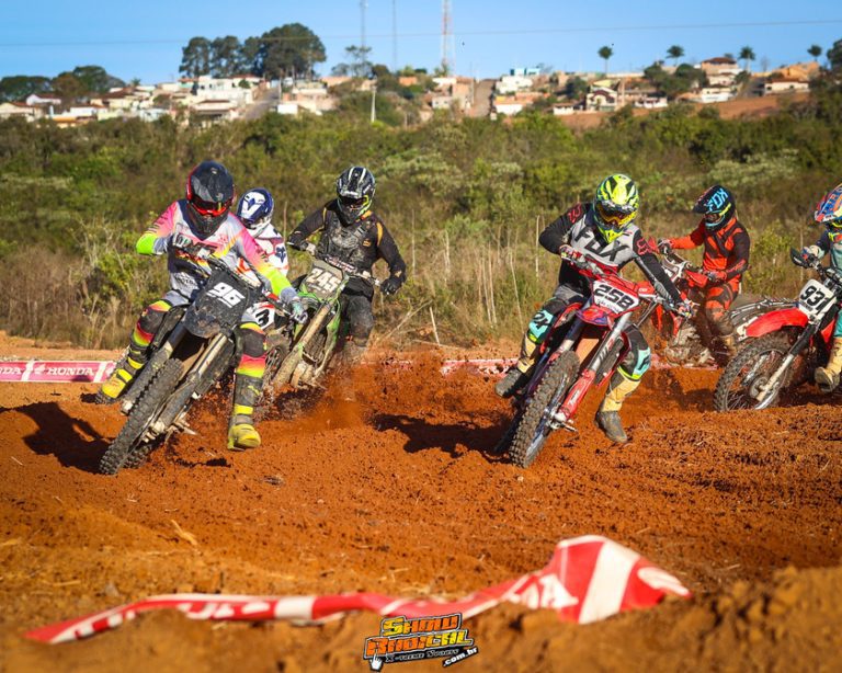 Motocross de Minduri/MG 2024 resgata as emoções do off road na cidade sul-mineira com disputas eletrizantes