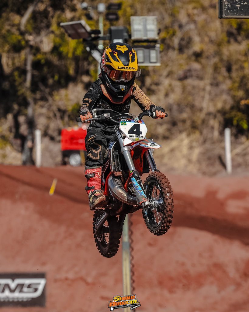 Conhe&ccedil;a os campe&otilde;es do Goiano de Motocross 2024