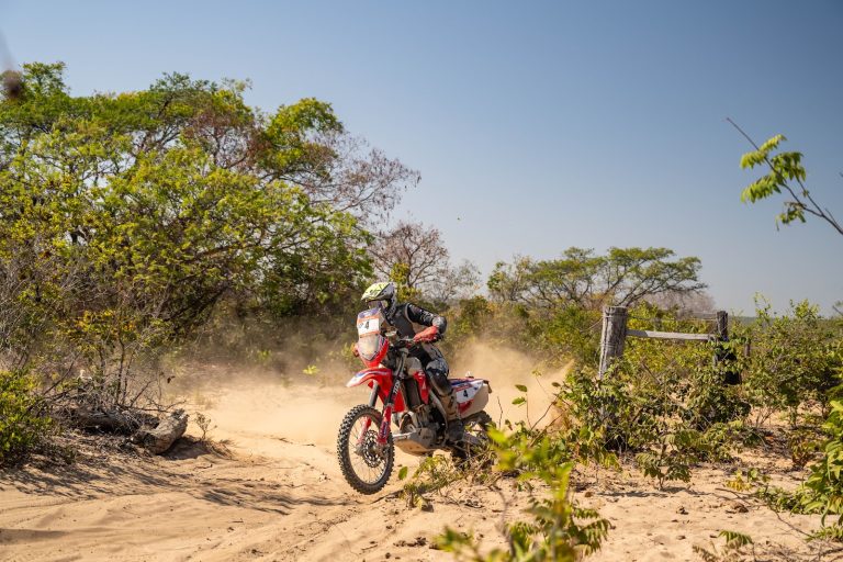 Honda Racing encara etapa maratona do Sertões 2024