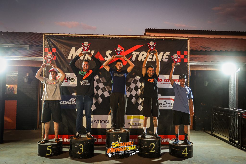 Semifinal da Copa Sul Minas de Velocross &eacute; marcada por duelos decisivos em Tr&ecirc;s Cora&ccedil;&otilde;es/MG