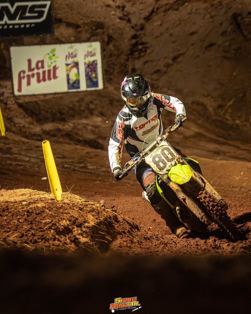 Conhe&ccedil;a os campe&otilde;es do Goiano de Motocross 2024