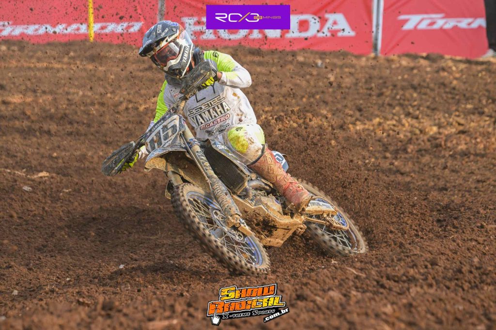 &ldquo;Fala Roots by Roxo de Minas&rdquo;: Tudo o que aconteceu na grande final do BRMX, pelos olhares da Roots MX