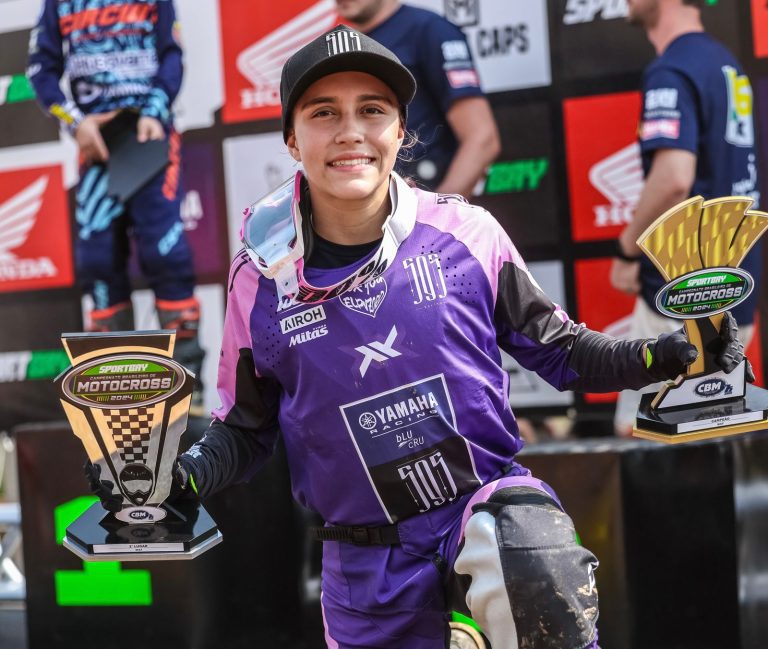 595 bLU cRU Racing anuncia renovação de contrato com Luanna Neves