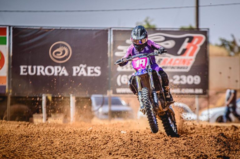 Luanna Neves é destaque na Copa Goiás de Motocross com vitória na MXF e pódio na MX3