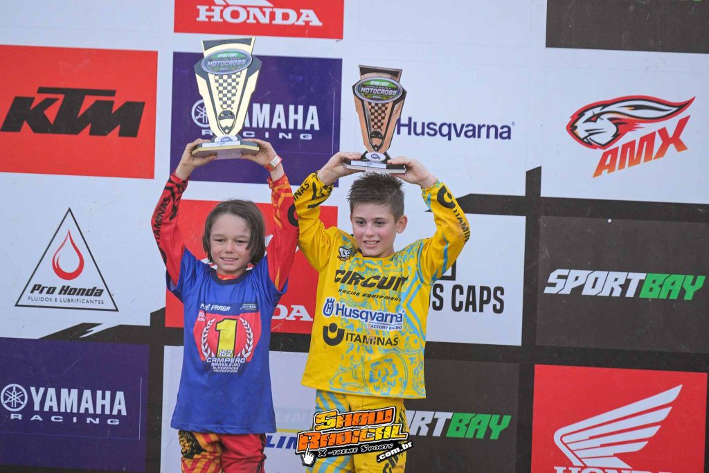 Henrique Spinass&eacute; vence a grande final do BRMX e fica com o vice-campeonato da 50cc