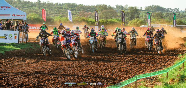 Sábado com fortes disputas em mais uma rodada do Brasileiro e Gaúcho de Velocross, em Alegrete/RS
