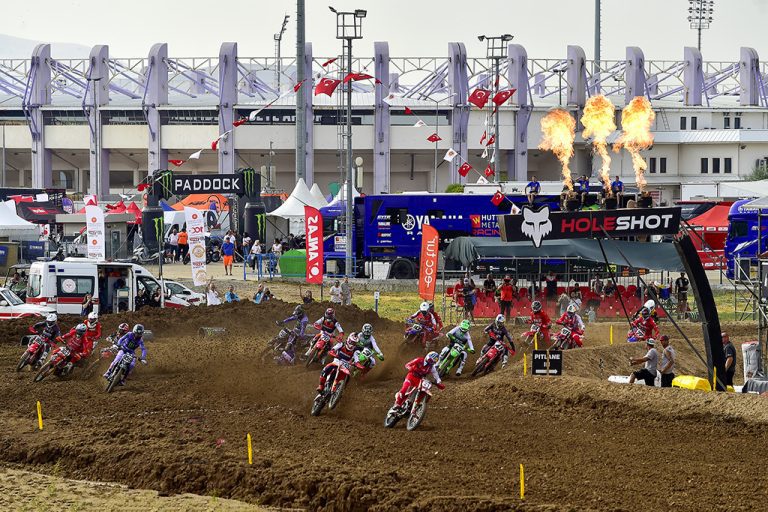 Aposte nos pilotos do SMX e MXGP neste fim de semana com a BetEsporte e fature um dinheiro extra! CLIQUE AQUI