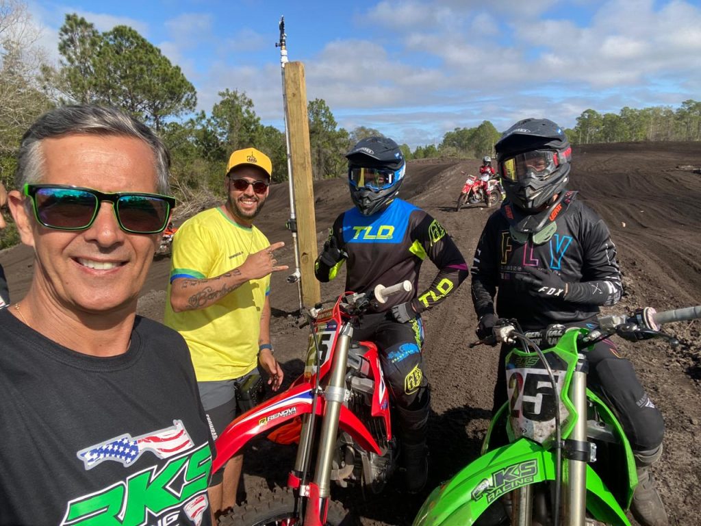 Quer andar de moto nos EUA? RKS Racing, aluguel de Motos Off-Road para amadores e profissionais na Fl&oacute;rida!