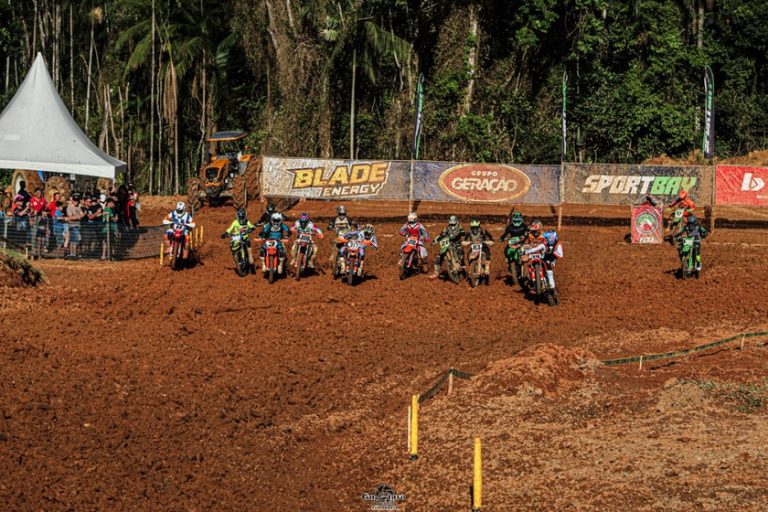 Disputas desse domingo no Brasileiro de Velocross agitam o público em Indaial/SC