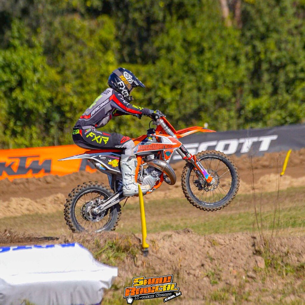 Mini Os 2024: Brasileiros encerram a participa&ccedil;&atilde;o com direito &agrave; vit&oacute;ria na bateria final da principal categoria