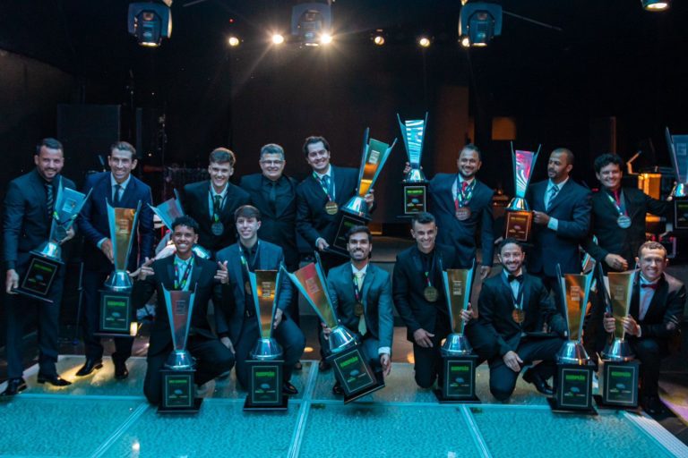 BRHE realiza festa de premiação aos campeões da temporada 2024 