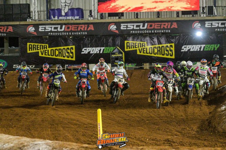 Arena Velocross bate recorde de inscritos em noite de disputas intensas com os mais rápidos pilotos do velocross brasileiro
