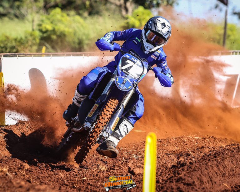 Gustavo Torres embarca rumo à Espanha para pré-temporada