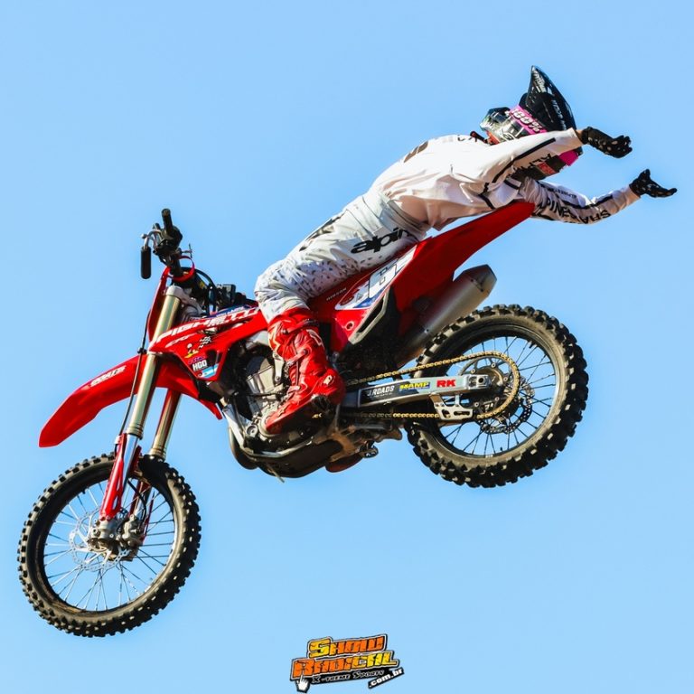 Summer Jam agita Pinamar com direito à show de FMX às vésperas do SX Champs Series