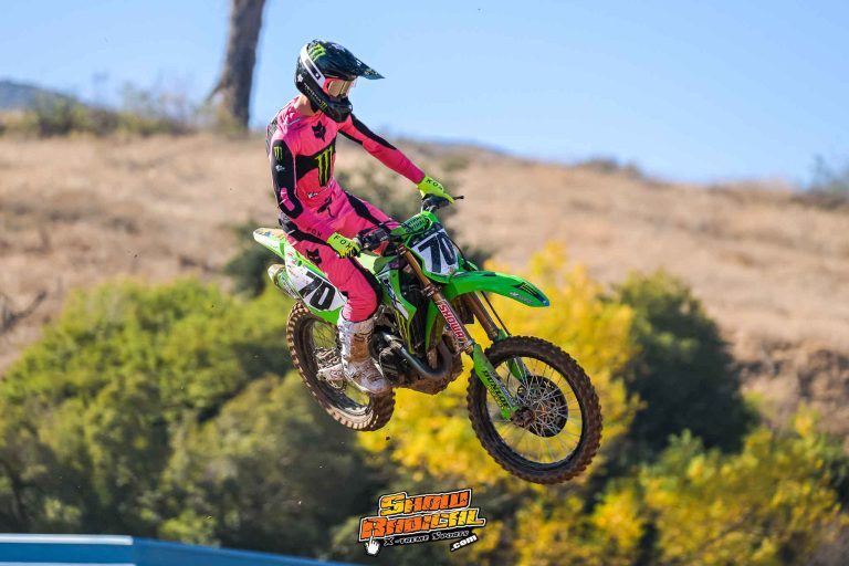 Show Radical acompanha treinos das equipes do AMA Supercross em Corona, pré San Diego CA