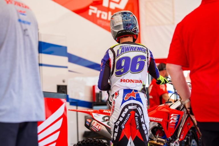 AMA SX: Hunter Lawrence passará por cirurgia no ombro e está fora do restante do Supercross