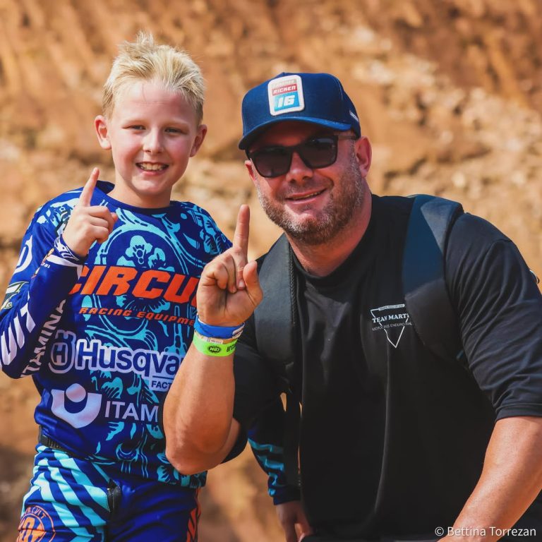 Team Martin acompanha pilotos assessorados na abertura do MX1 GP Brasil, em Ponta Grossa/PR