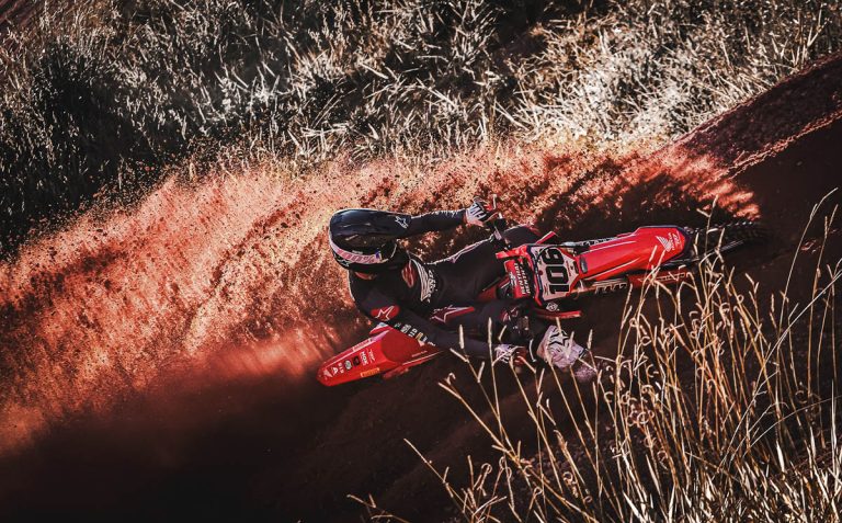 Honda Racing abre no Paraná a temporada nacional do motocross