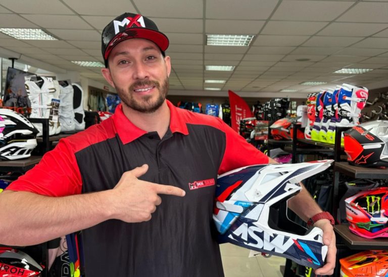 Novo capacete ASW R1 estará disponível para venda na loja MX1 Store “móvel” na etapa de abertura do MX1 GP Brasil nesse final de semana em Ponta Grossa