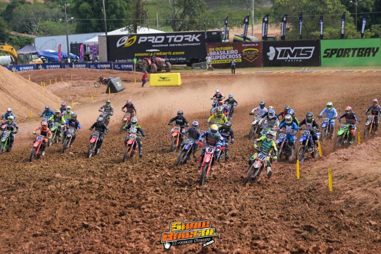 Primeiro dia de disputas agita a 2ª etapa do MX1 GP Brasil em Canelinha, SC