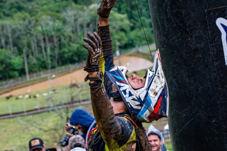 Mad Ness Hard Enduro segue sob chuva em Igrejinha (RS) e tem vitória internacional na Gold na 4ª etapa do BRHE 2025