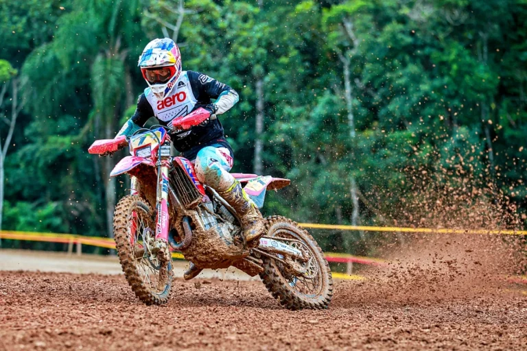 Pela primeira vez em Itajaí/SC, Brasileiro de Enduro tem etapa desafiadora e condições extremas