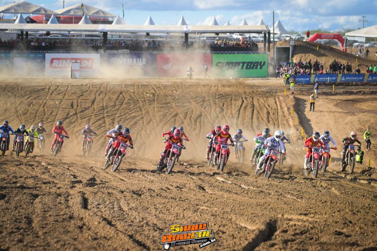 Pilotos internacionais dominam o primeiro dia da 5ª etapa do MX1 GP Brasil em Santa Cruz do Capibaribe (PE)